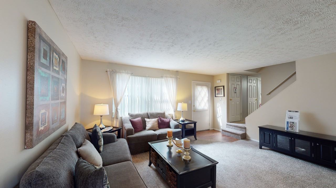 Four Seasons Apartments & Townhomes 4222 New Road, Youngstown, OH