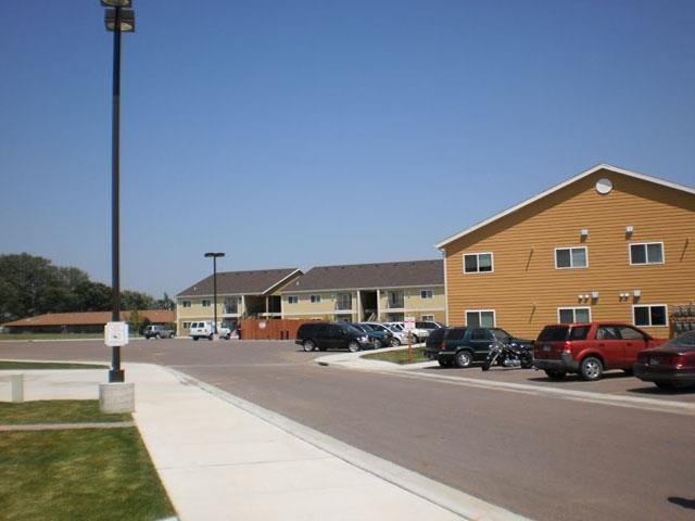 Northlake Apartments 576 Dexter Dr., North Sioux City, SD 57049 Zumper