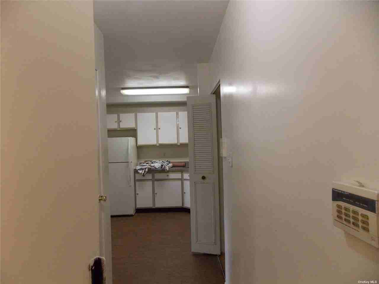 1491 Longfellow Ave, New York, NY 10460 1 Bedroom House for 1,600