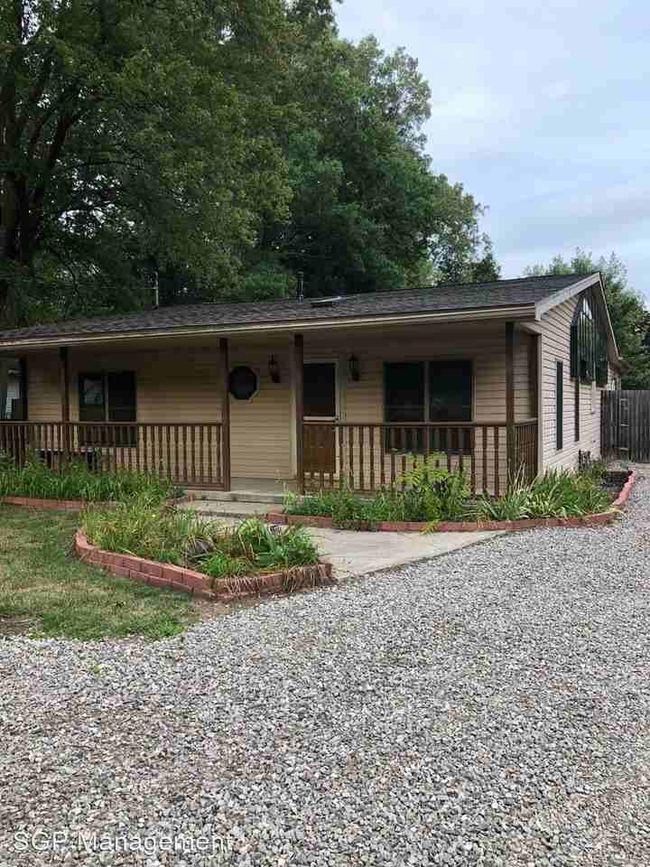 7938 Case Dr, Lambertville, MI 48144 3 Bedroom Apartment for Rent