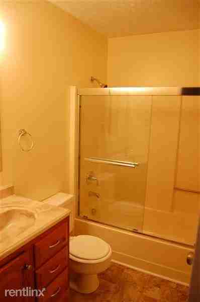 Bt Apartments 809 B T Rd, Lumberton, NC 28358 Zumper