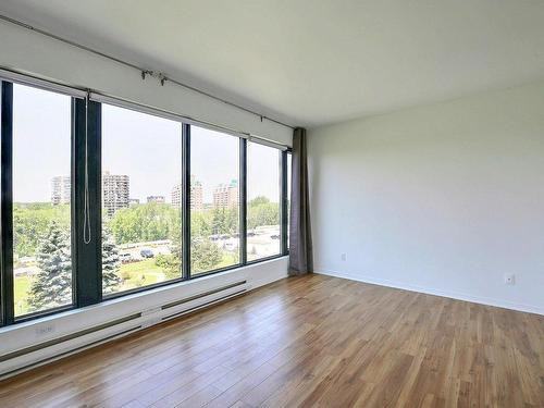 4450 Promenade Paton 605, Laval, QC H7W 5J7 2 Bedroom Condo for 1,875