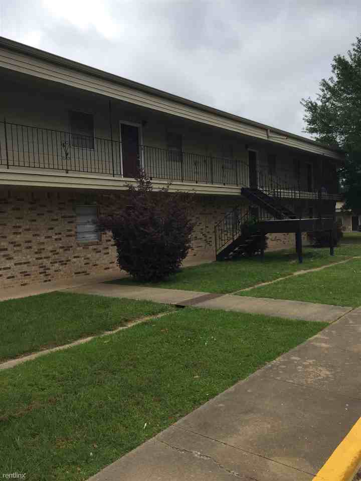 2901 E Travis St Apartments in Marshall, TX 75672 Zumper