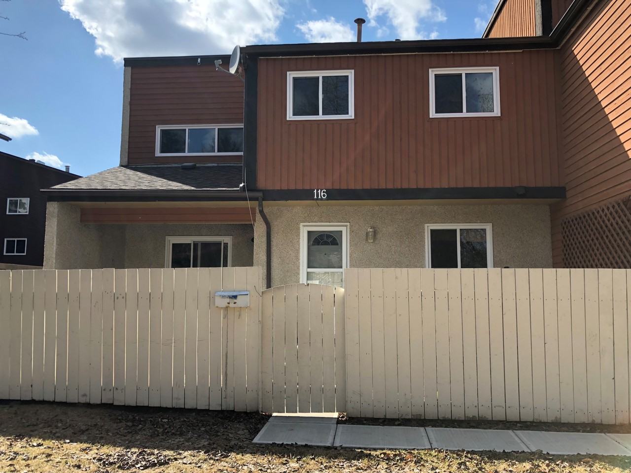 116 Kaskitayo Court Apartments 116 Kaskitayo Crt Nw, Edmonton, AB T6J