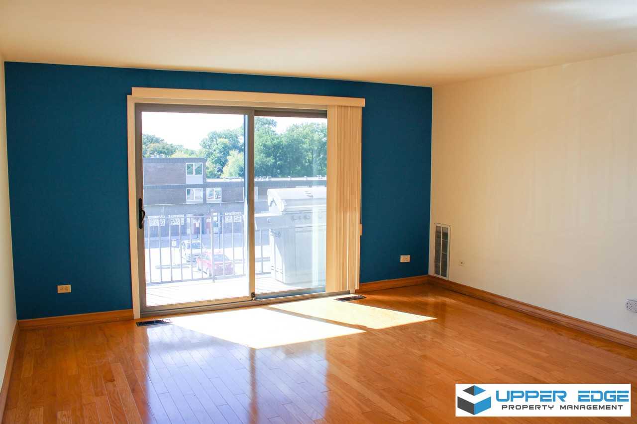 246 Roslyn Rd, Winnipeg, MB R3L 0H2 1 Bedroom Apartment for 1,250