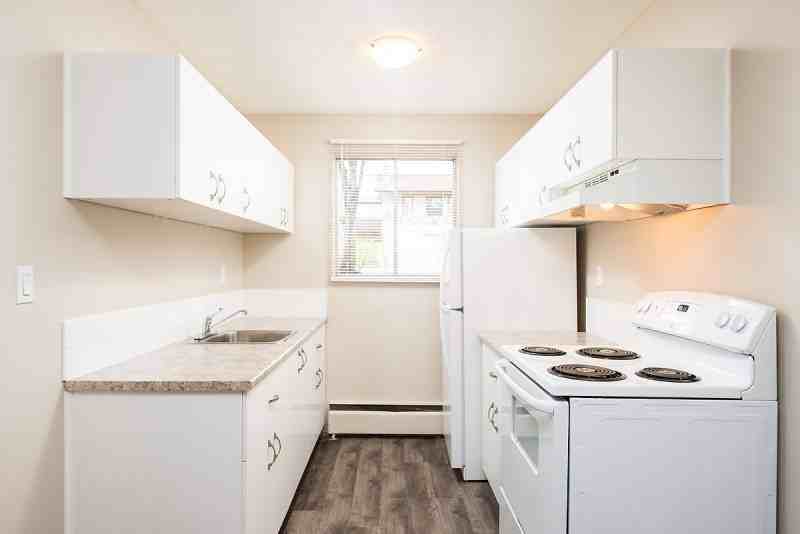 Sprucedale Manor Apartments 12155 54 St Nw, Edmonton, AB T5W 3N4 Zumper