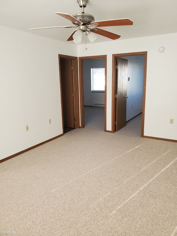 Brookwood Springs Apartments 235 Dwyer St, Clare, MI 48617 Zumper