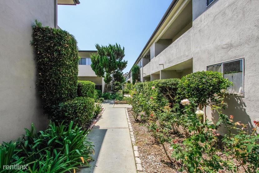 Rose Gardens Apartments 400 E Live Oak St, San Gabriel, CA 91776 Zumper