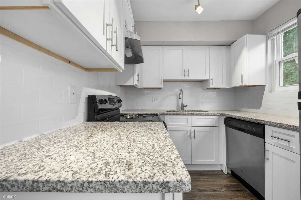 Oaks Apartments 2 915 Woodland Trl Se, Smyrna, GA 30080 Zumper