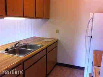 Whitehills I Apartments 320 Alger St, Howell, MI 48843 Zumper