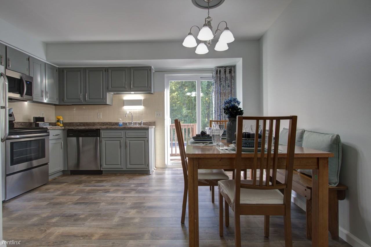 Park Charles Townhomes Apartments 103 Park Charles Blvd S, Saint