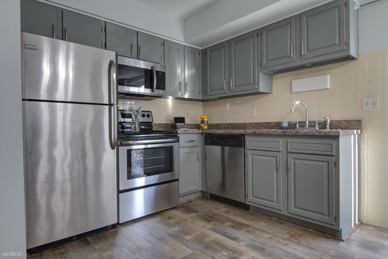 Park Charles Townhomes Apartments 103 Park Charles Blvd S, Saint