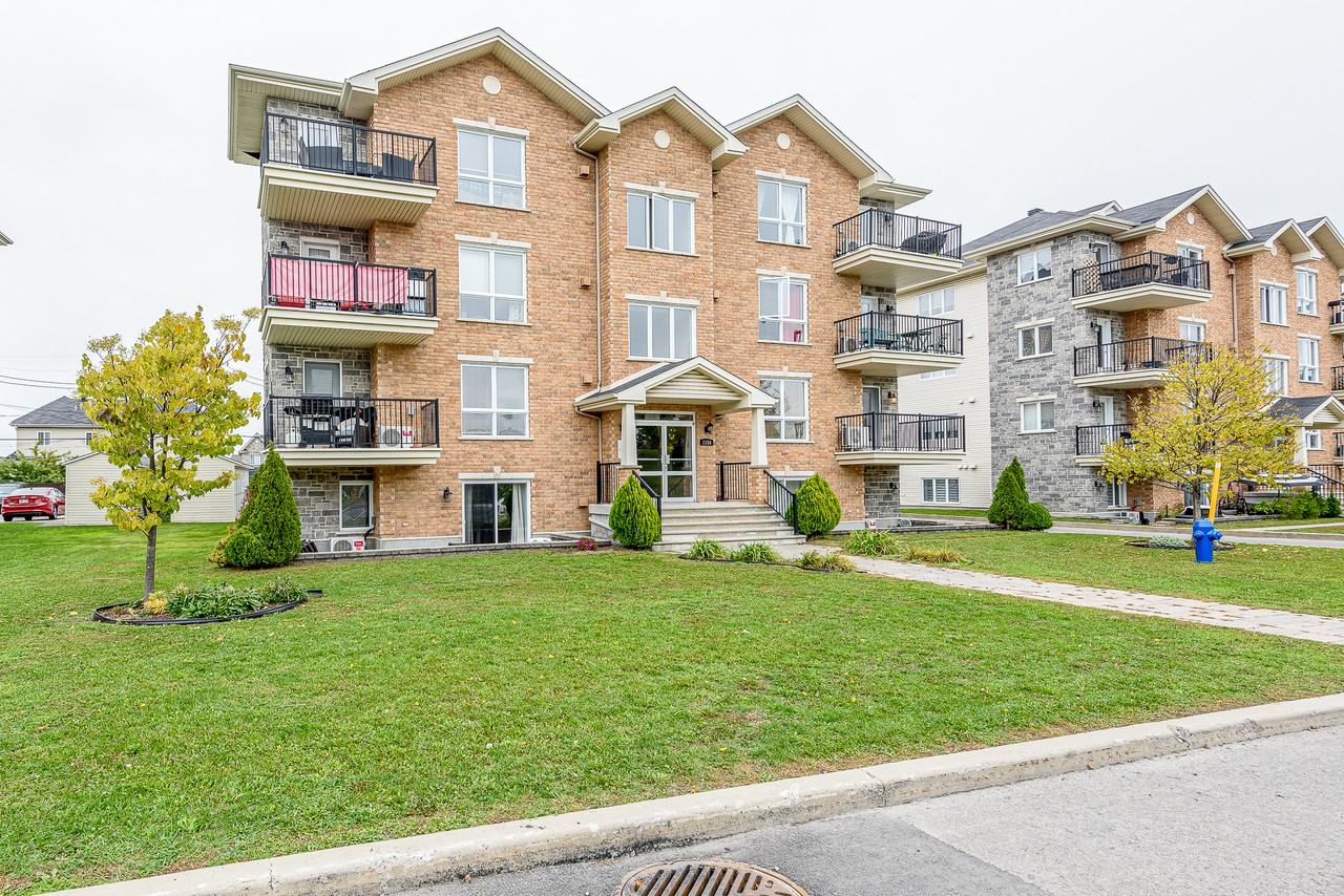 1150 Rue ÉmileBouchard 102, VaudreuilDorion, QC J7V 0B8 2 Bedroom