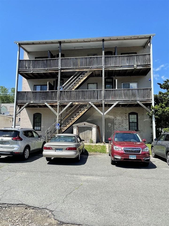 153 Main St Apartments in Terryville, CT 06786 Zumper