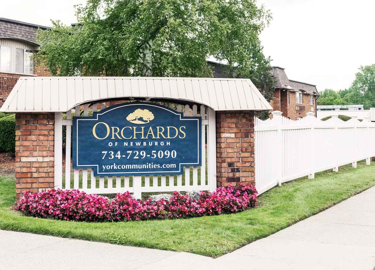 Orchards of Newburgh Apartments 37140 Orchard Cir, Westland, MI 48186