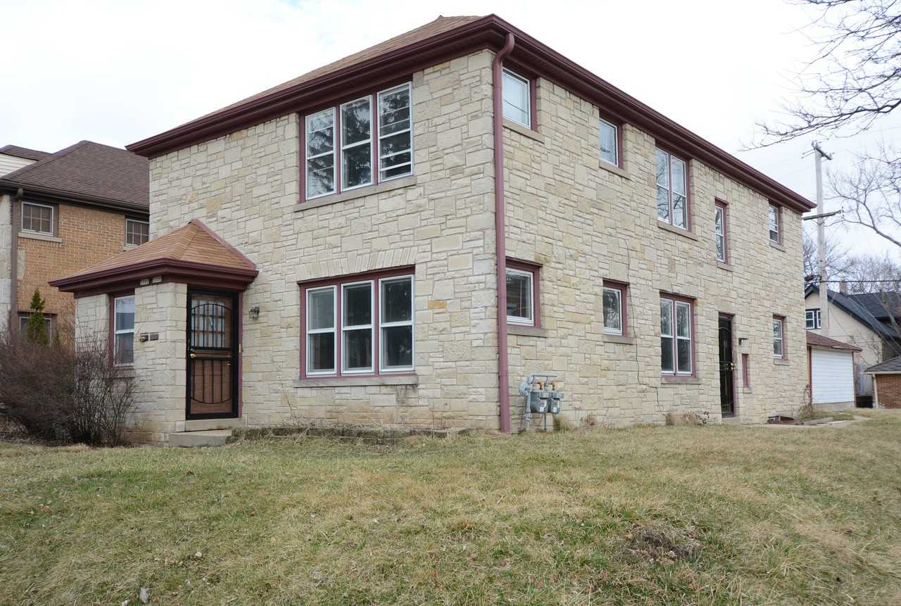 3300 N 42nd St Apartments 3300 North 42nd Street, Milwaukee, WI 53216