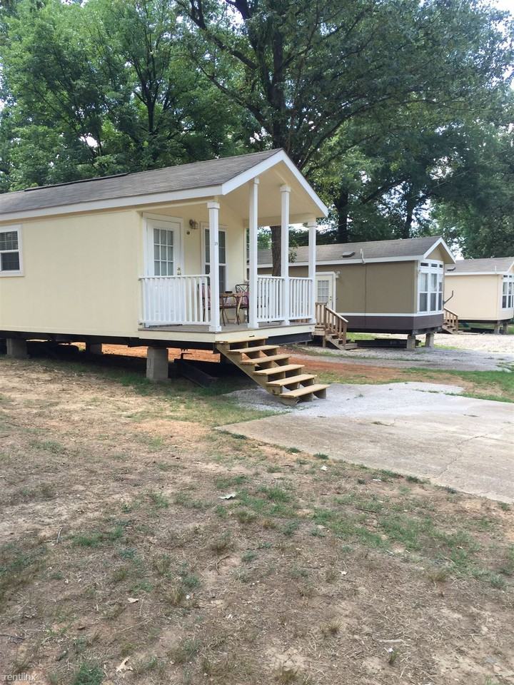 LakeSide Mobile Home Park Apartments 4121 Malvern Rd, Hot Springs, AR