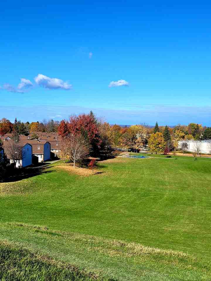 837 Eastvale Drive Unit 26 Apartments 837 Eastvale Dr, Ottawa, ON K1J 7T5 Zumper