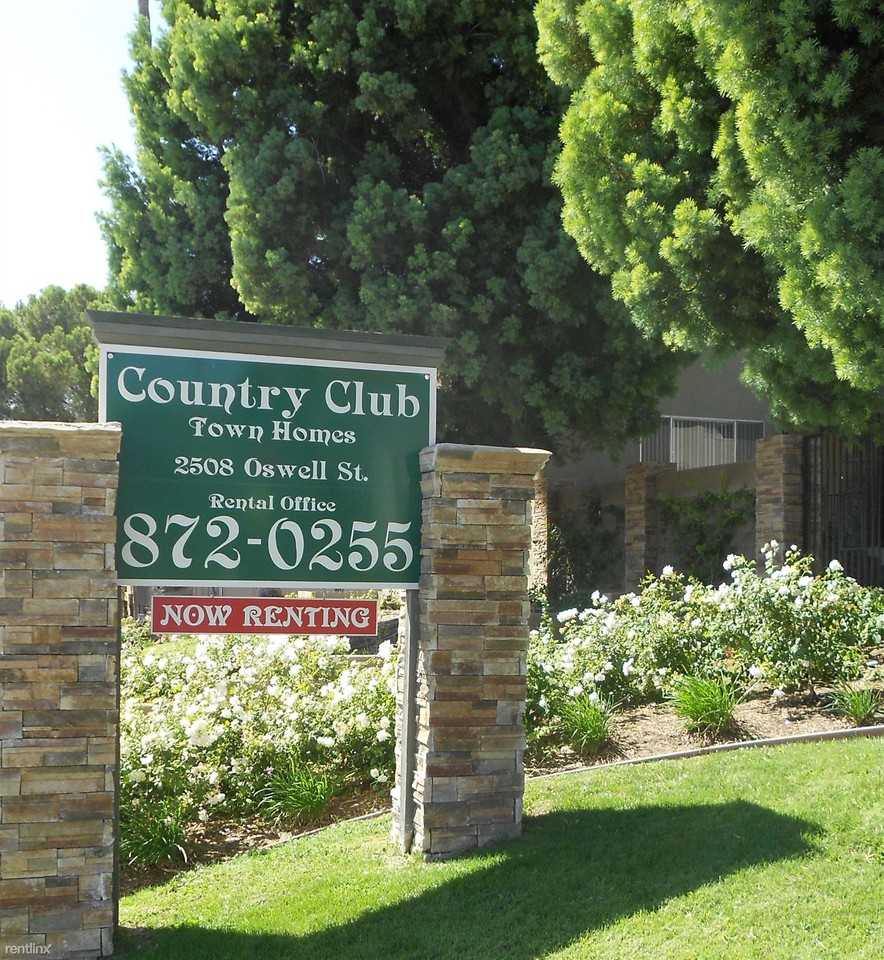Country Club Townhomes Apartments 2508 Oswell St, Bakersfield, CA