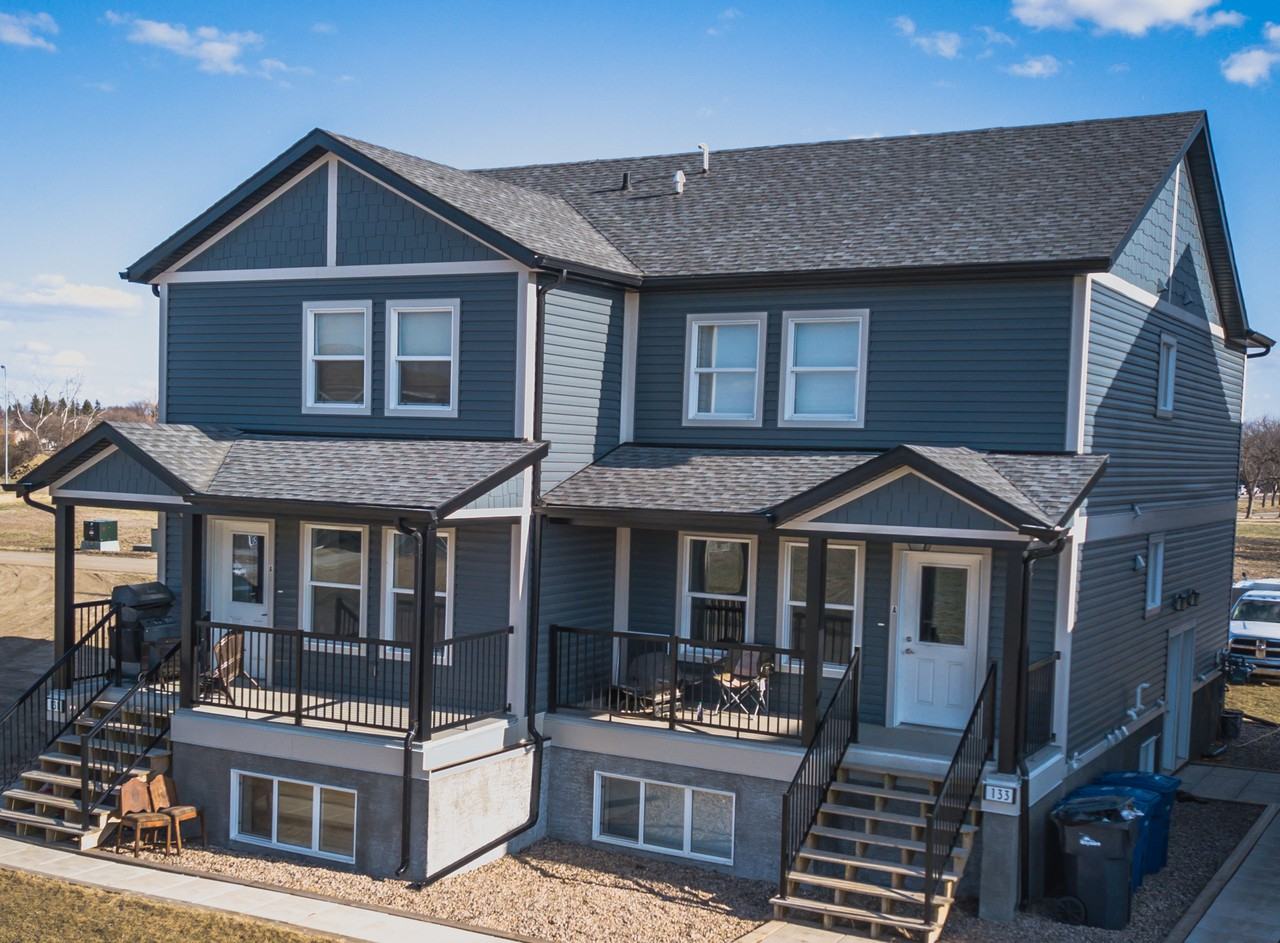 Riverwood Duplex Apartments 139A Saskatchewan Dr, Weyburn, SK S4H 3C3