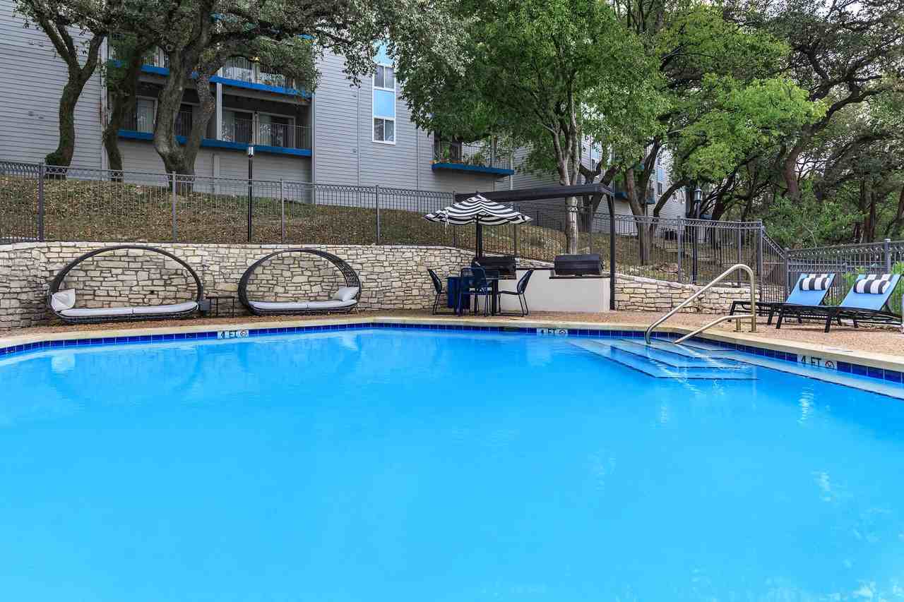 z111122The Keller Apartments 2503 Jackson Keller Rd, San Antonio