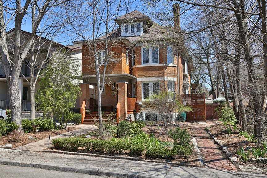 11 Pinewood Ave Apt 2 Apartments 11 Pinewood Avenue 2, Toronto, ON