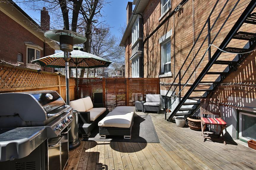 11 Pinewood Ave Apt 2 Apartments 11 Pinewood Avenue 2, Toronto, ON