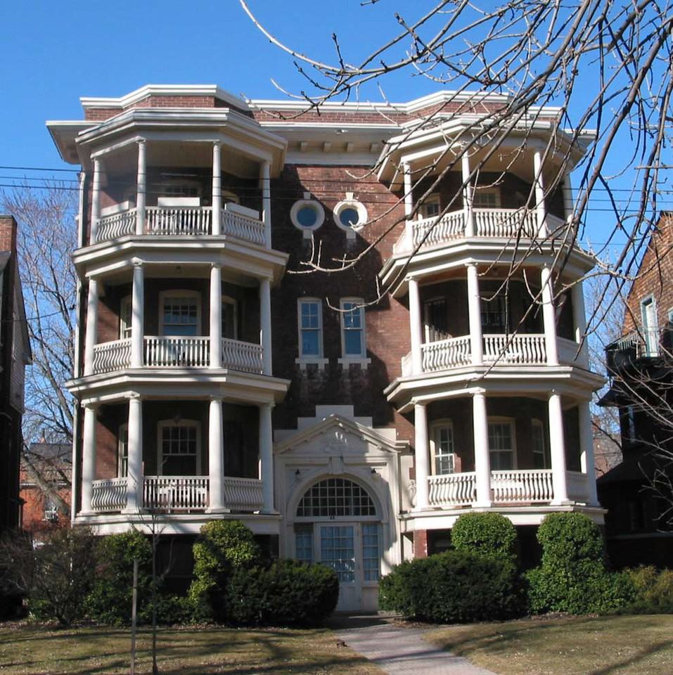 Kendal Avenue, Toronto, ON M5R 1L9 2 Bedroom Apartment for 3,600/month