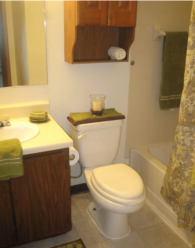 LAKEWOOD APARTMENTS 831 S Clinton St, Stockbridge, MI 49285 Zumper