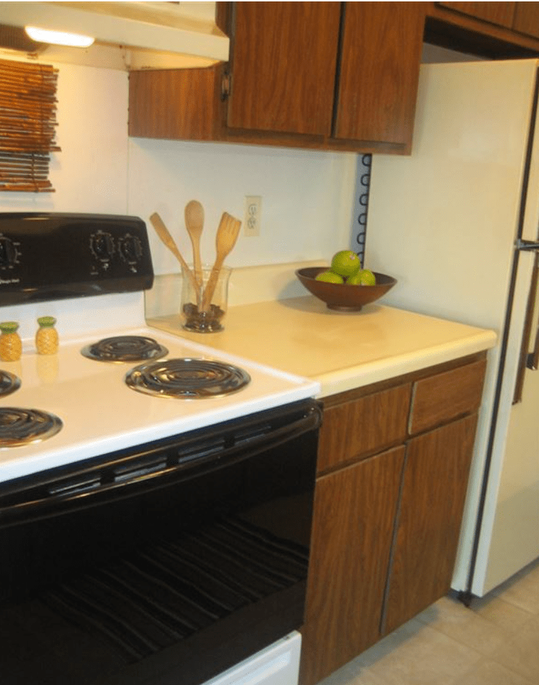 LAKEWOOD APARTMENTS 831 S Clinton St, Stockbridge, MI 49285 Zumper