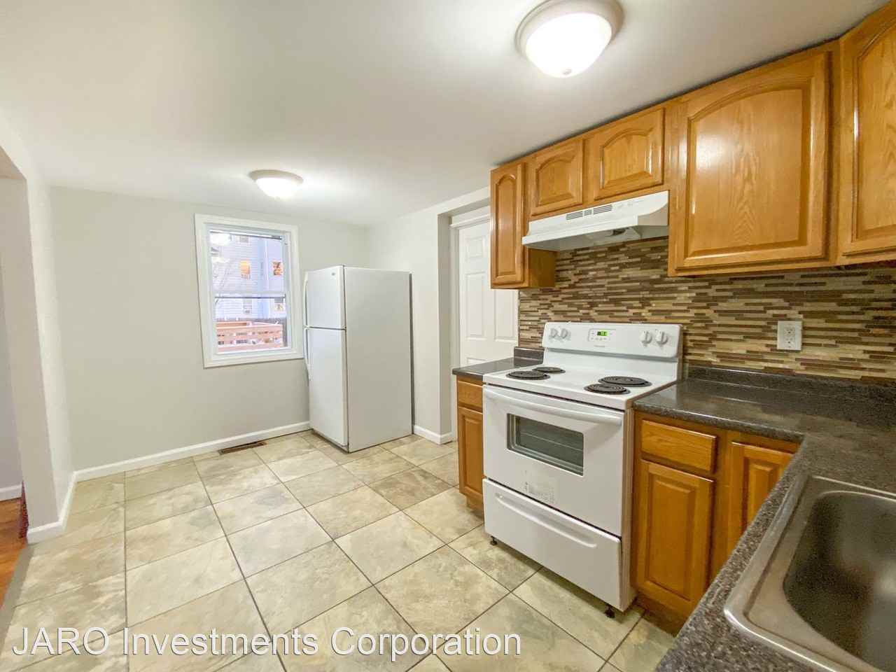 117 Douglas St Apartments in South End, Hartford, CT 06114 Zumper