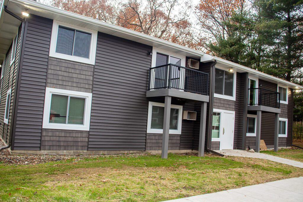 The Springs Apartments 1250 Kenwood Avenue, Belding, MI 48809 Zumper