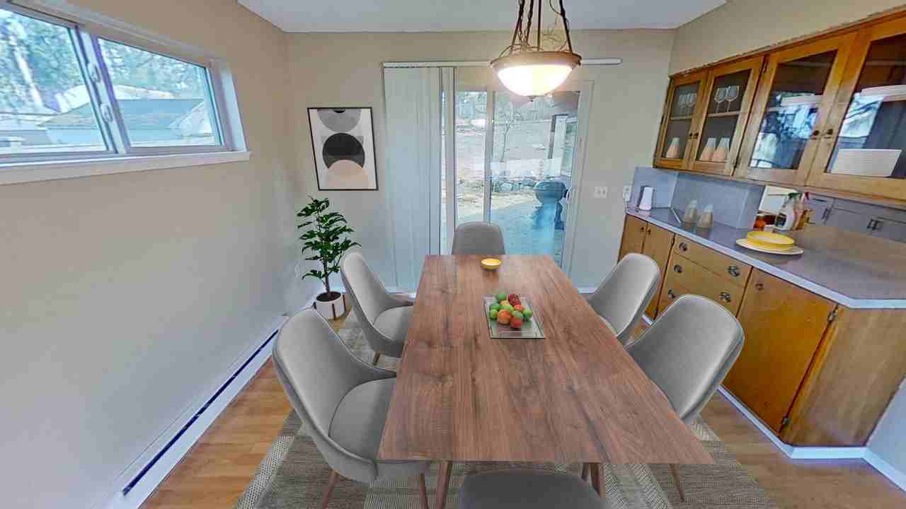 Spacious Columbia City home near Hitt's Hill Park Apartments in Seattle