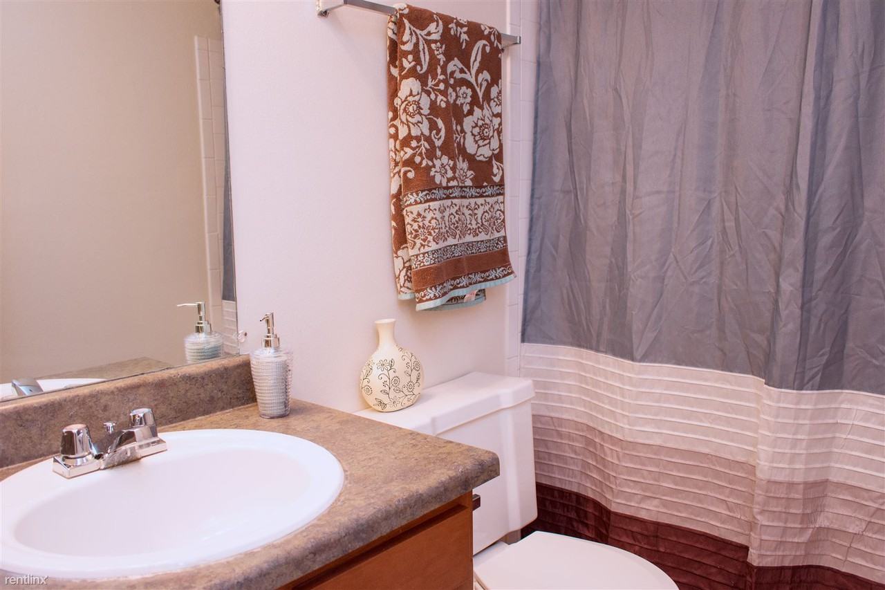 Belleville Pointe Apartment Homes Apartments 46020 Lake Villa Dr