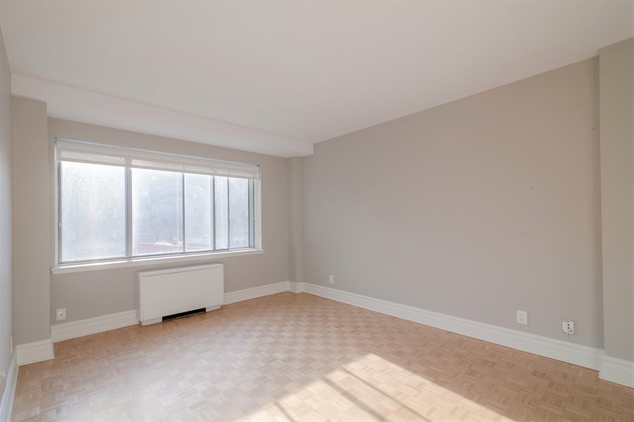 4555 Avenue Bonavista Apartments 4545 Av Bonavista, Montréal, QC H3W None Zumper