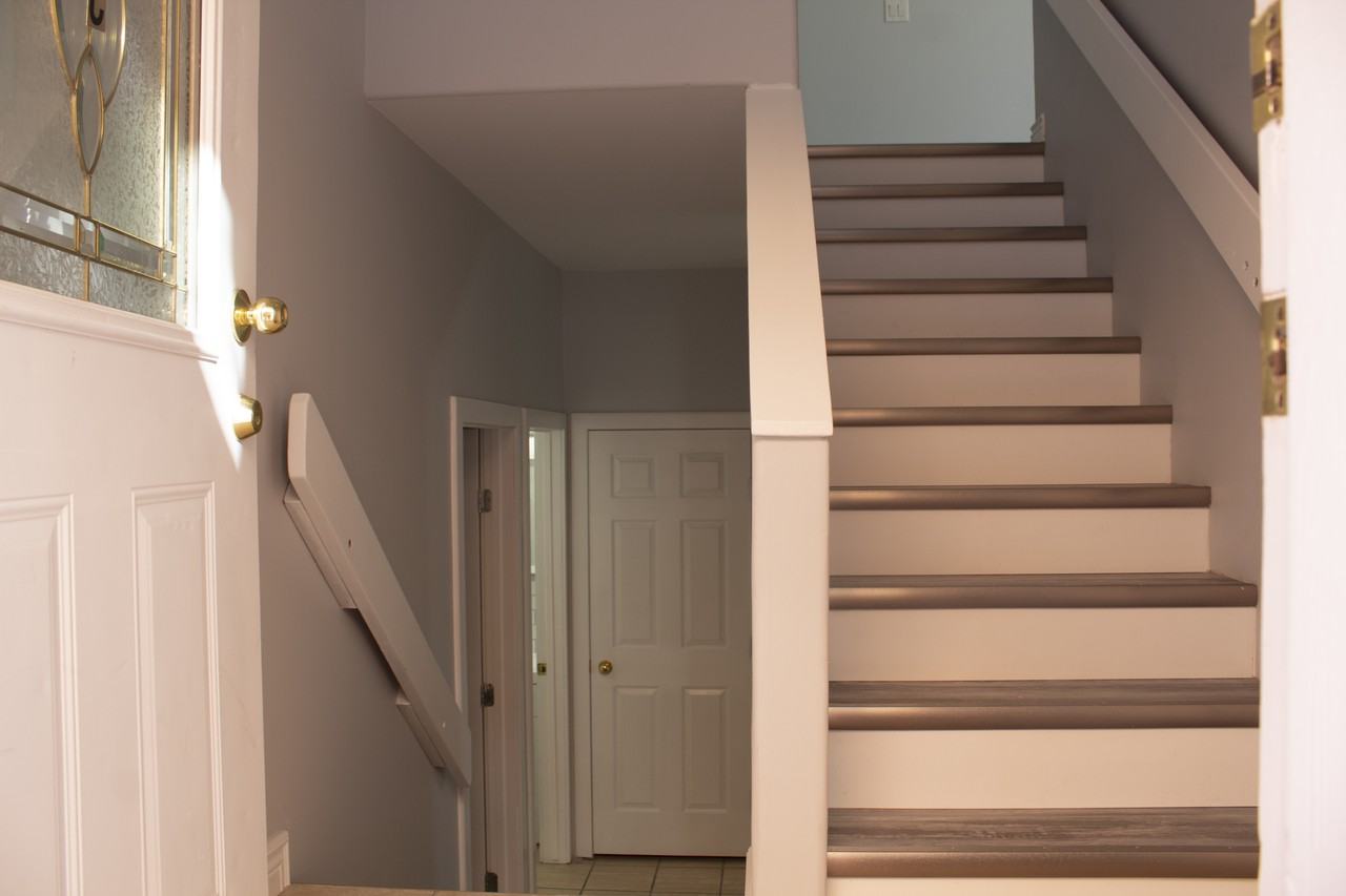 252 St Annes Road Apartments 252 St Anne'S Rd, Winnipeg, MB R2M 3A4