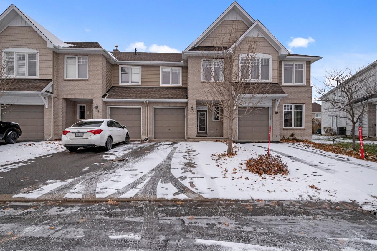 116 Mojave Crescent Apartments 161 Mojave Cres, Ottawa, ON K2S 0H3