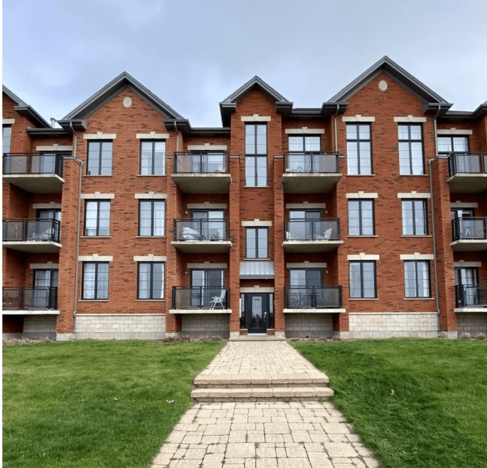 14331 Cavendish Apartments 14331 Boul Cavendish, Montréal, QC H4R 0J4