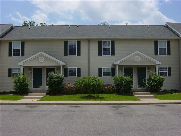 Pine Circle Townhomes Apartments 7108 Lodge Pole Dr Se, Grand Rapids