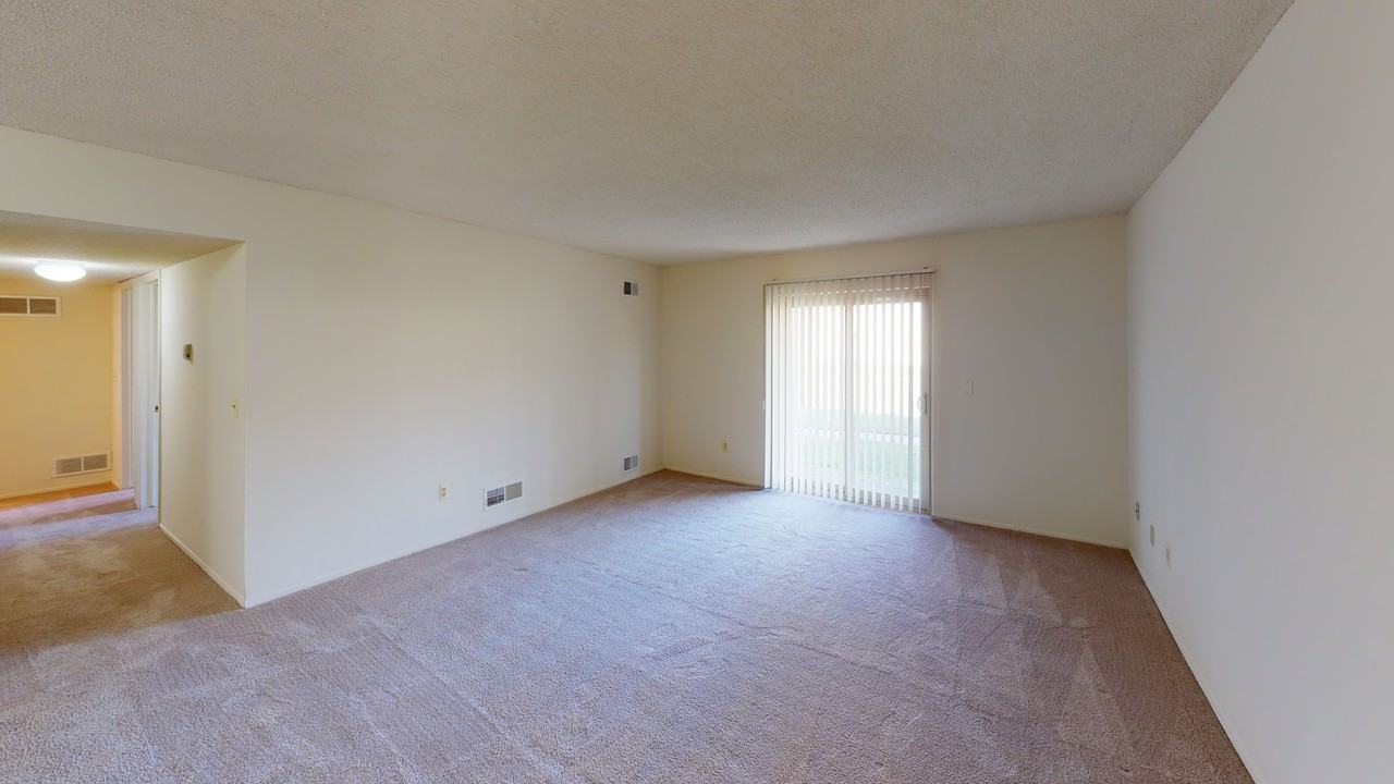 Bridgewood Apartments 25891 Bridgewood Ln, Flat Rock, MI 48134 Zumper