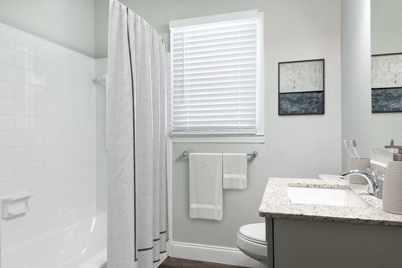 Tryon Forest Apartments 411 Lambeth Drive 2, Charlotte, NC 28213