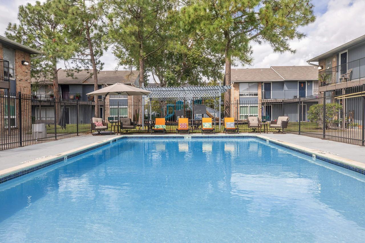 Dickinson Arms Apartments 3301 Hughes Ln, Dickinson, TX 77539 Zumper