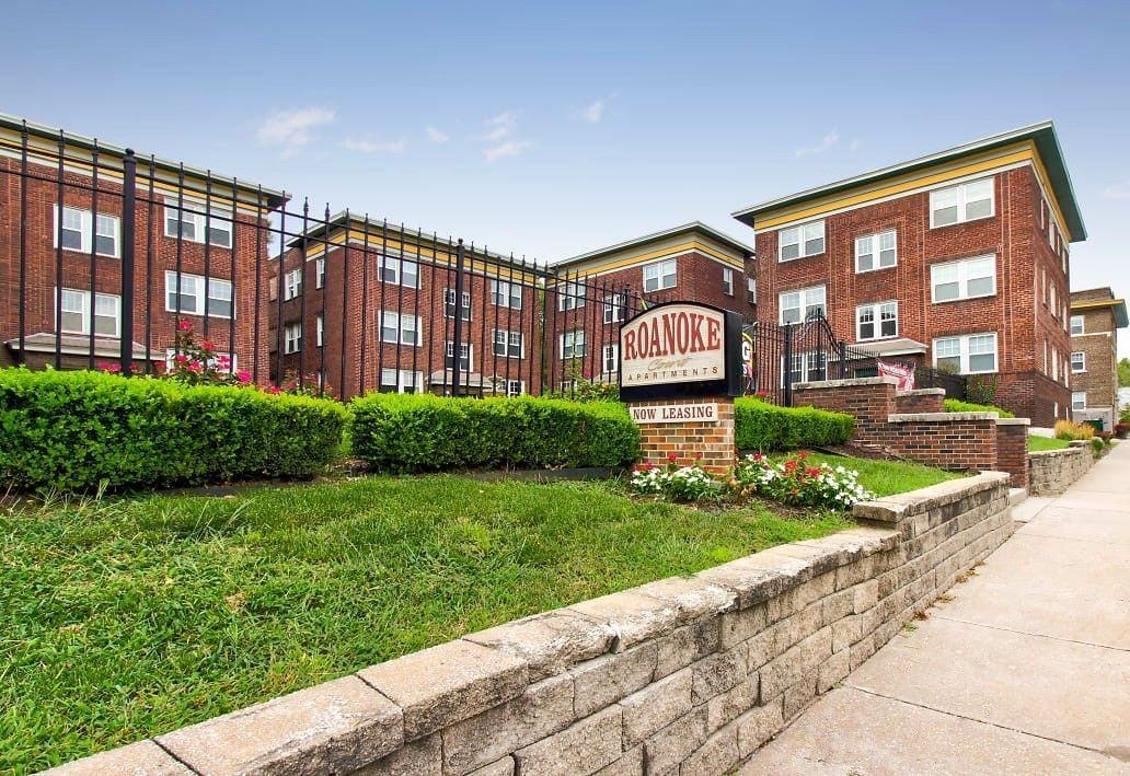 Roanoke Court Apartments 3675 Southwest Trfy, Kansas City, MO 64111 Zumper