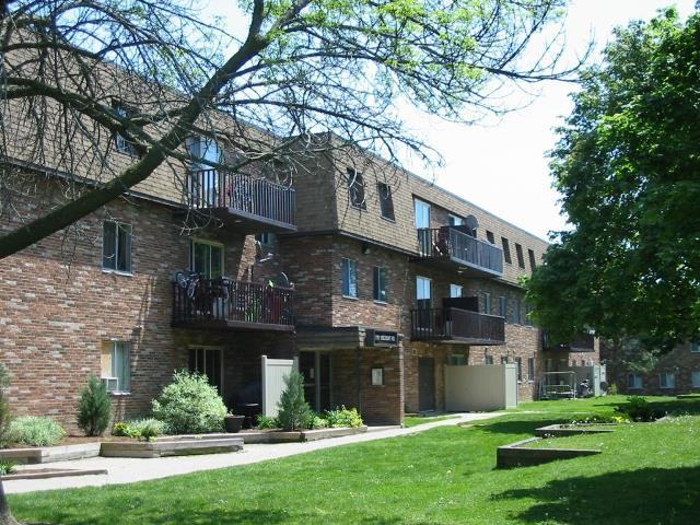 Colonial Court Apartments 750, 760, 770, 780 Viscount Road 760