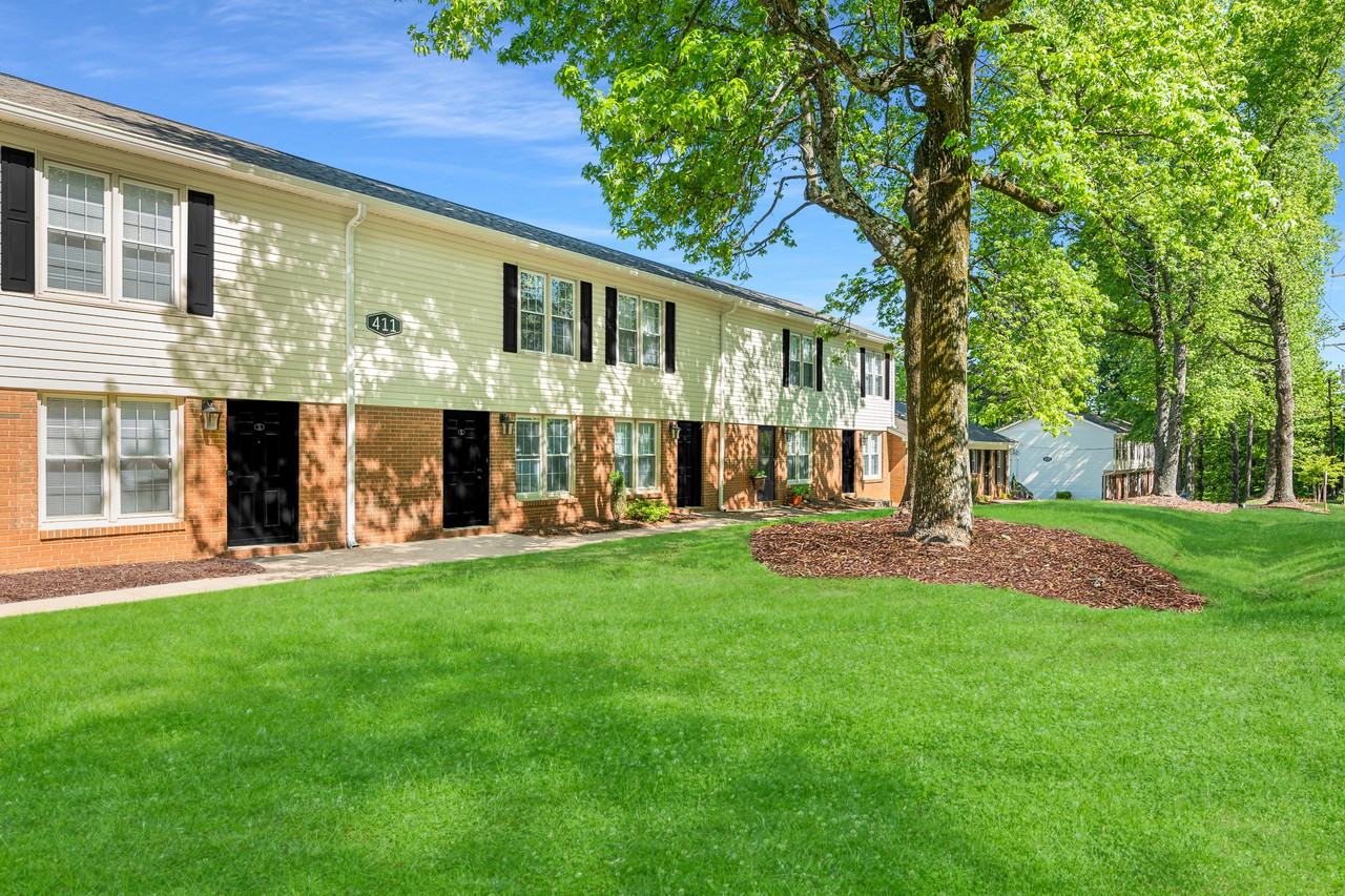 Tryon Forest Apartments 411 Lambeth Drive 2, Charlotte, NC 28213