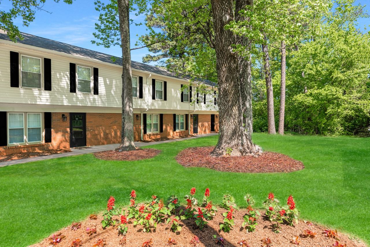 Tryon Forest Apartments 411 Lambeth Drive 2, Charlotte, NC 28213