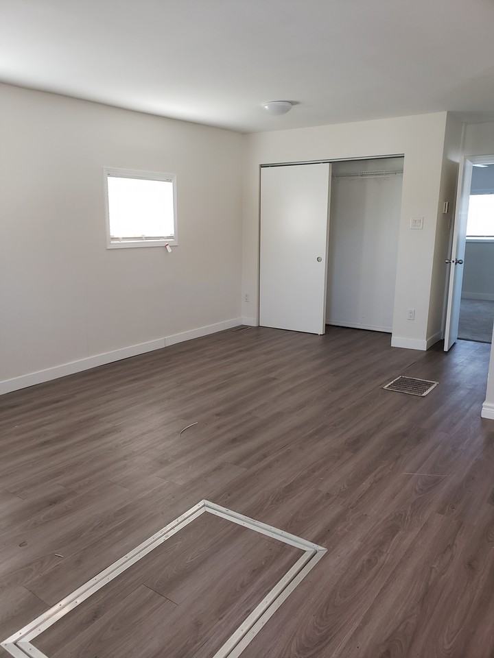 90 Des Meurons Apartments in Norwood East, Winnipeg, MB R2H None Zumper