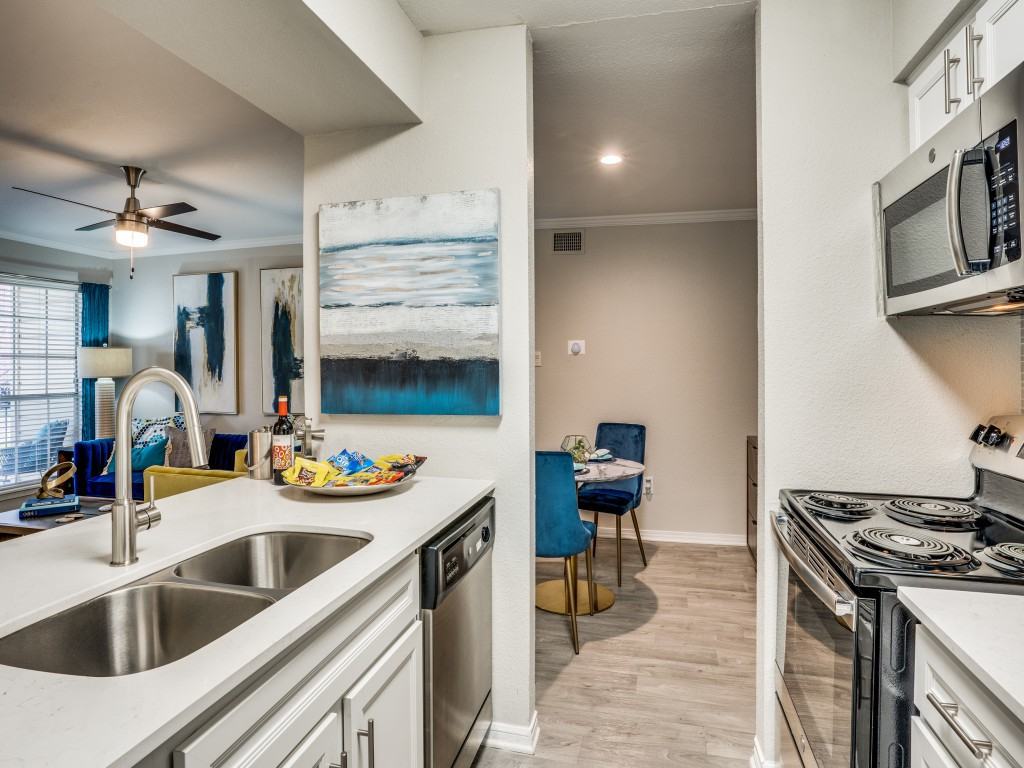 The Oaks at Valley Ranch Apartments 9519 E Valley Ranch Pkwy, Irving