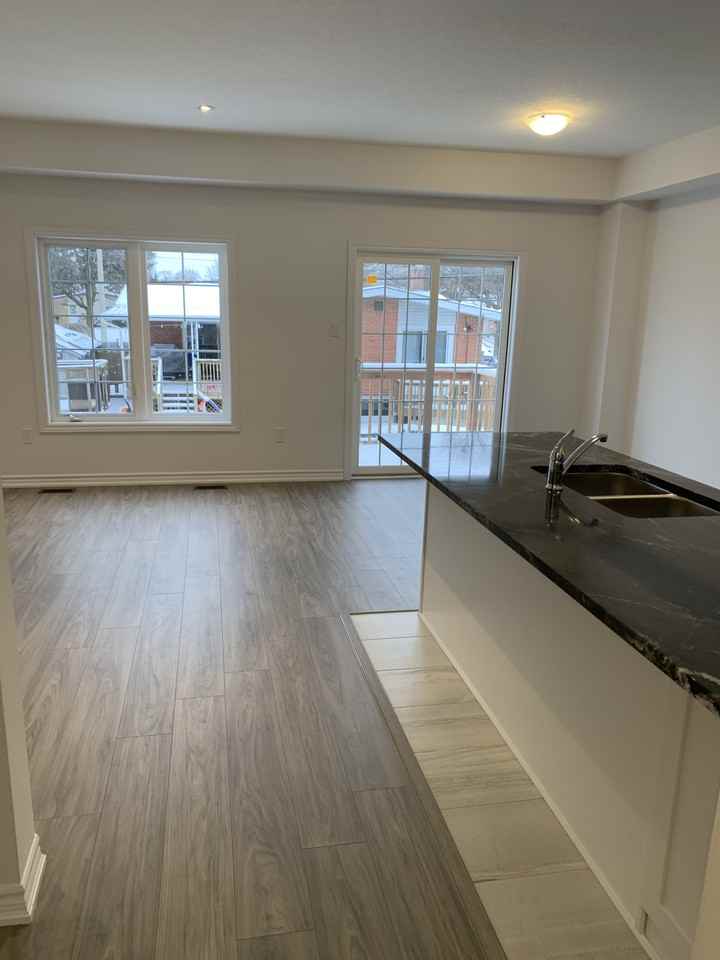 76 Dewberry Dr, Kitchener, ON N2B 0A9 3 Bedroom House for 2,700/month