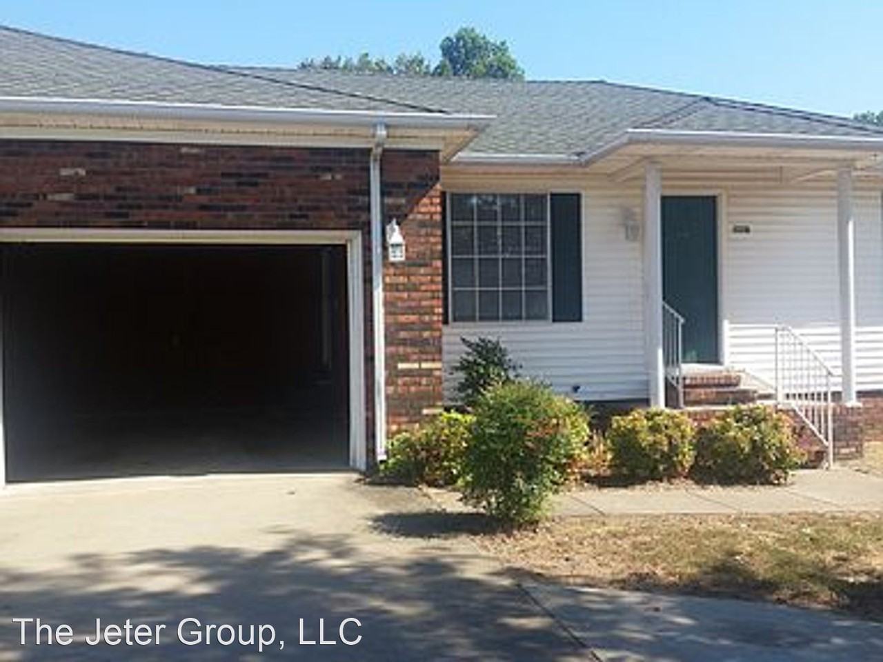 2 bed 2 bath Duplex with Garage Apartments 1010 Northwood Dr, Murray